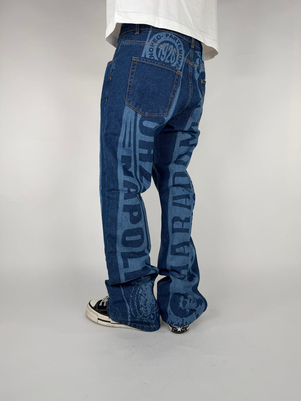 081 LASER JEANS